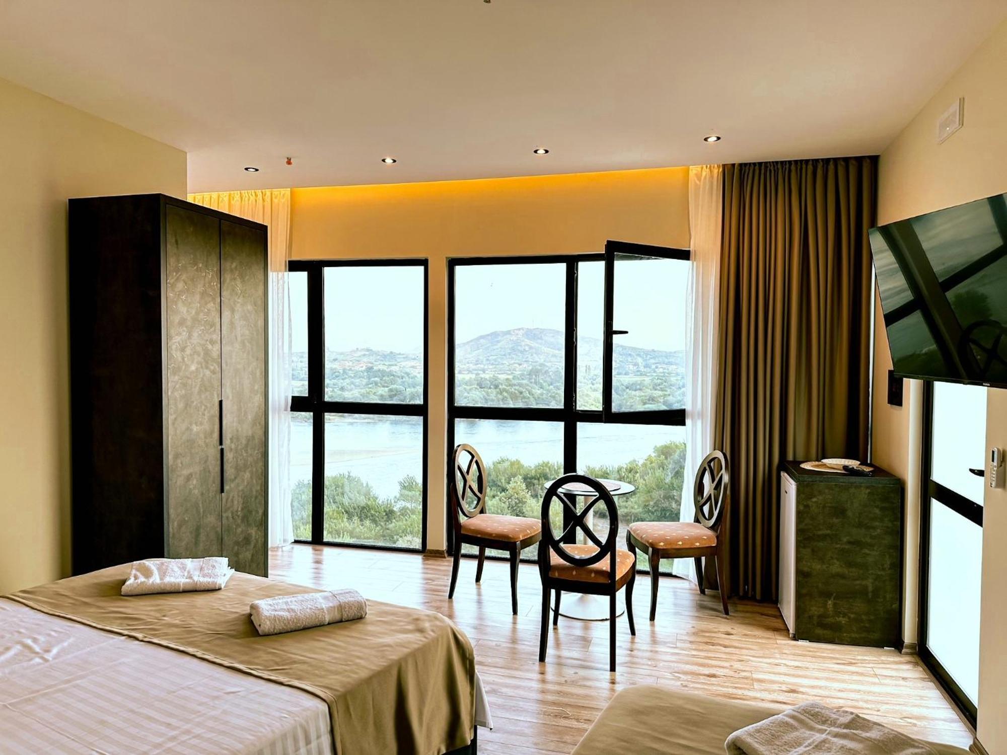 Hotel Iliria Canaj 外观 照片